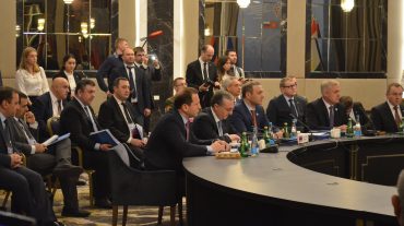 Բիշքեկում Հայաստանի ՊՆ, ԱԳՆ ղեկավարների, ԱԱԽ քարտուղարի մասնակցությամբ նիստ է մեկնարկել