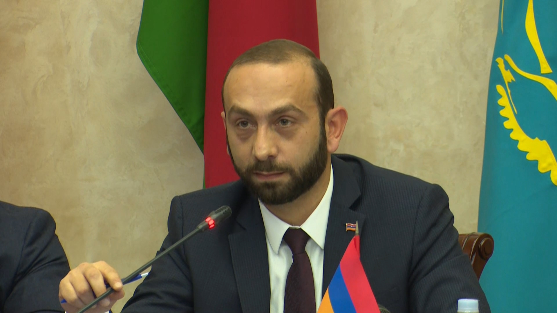 Երբ հիշում ենք տարածքային ամբողջականության մասին, պետք է հիշել նաև ինքնորոշման իրավունքի մասին. Միրզոյան