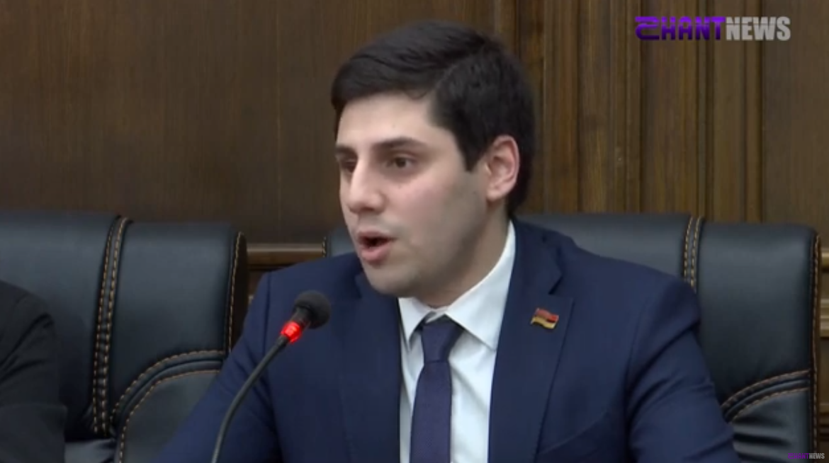Սուրեն Գրիգորյանը հորդորում է թացը չորից տարբերել