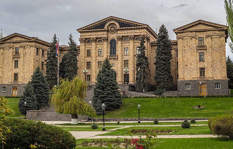 ԱԺ-ում քննարկվում է ՀՀ 2020 թ. պետական բյուջեն