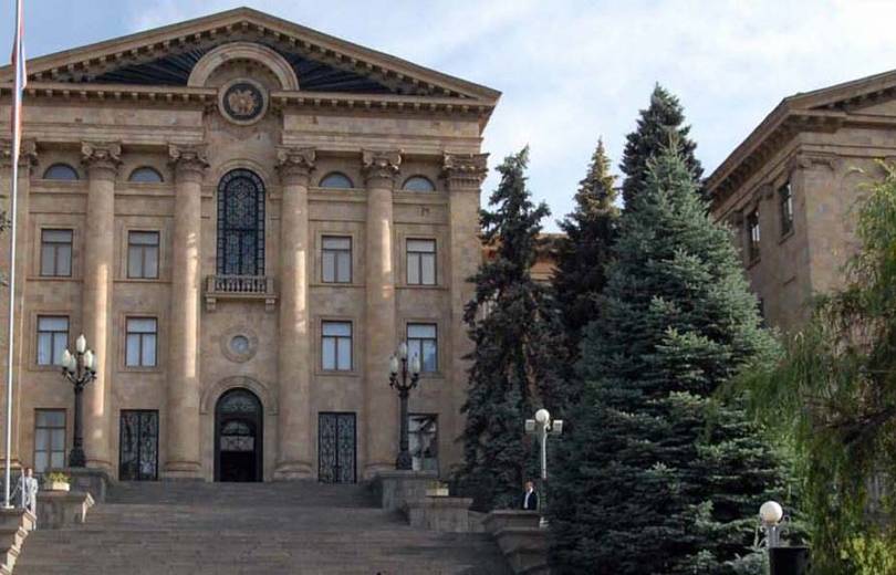 Թեժ օրեր՝ ԱԺ-ում. «Ժողովուրդ»