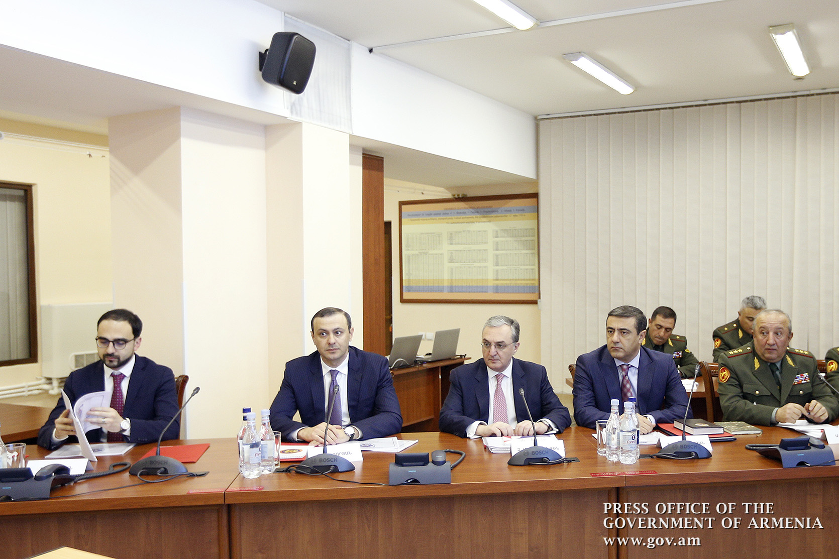Վարչապետի գլխավորությամբ ՊՆ-ում տեղի է ունեցել կոլեգիայի նիստ
