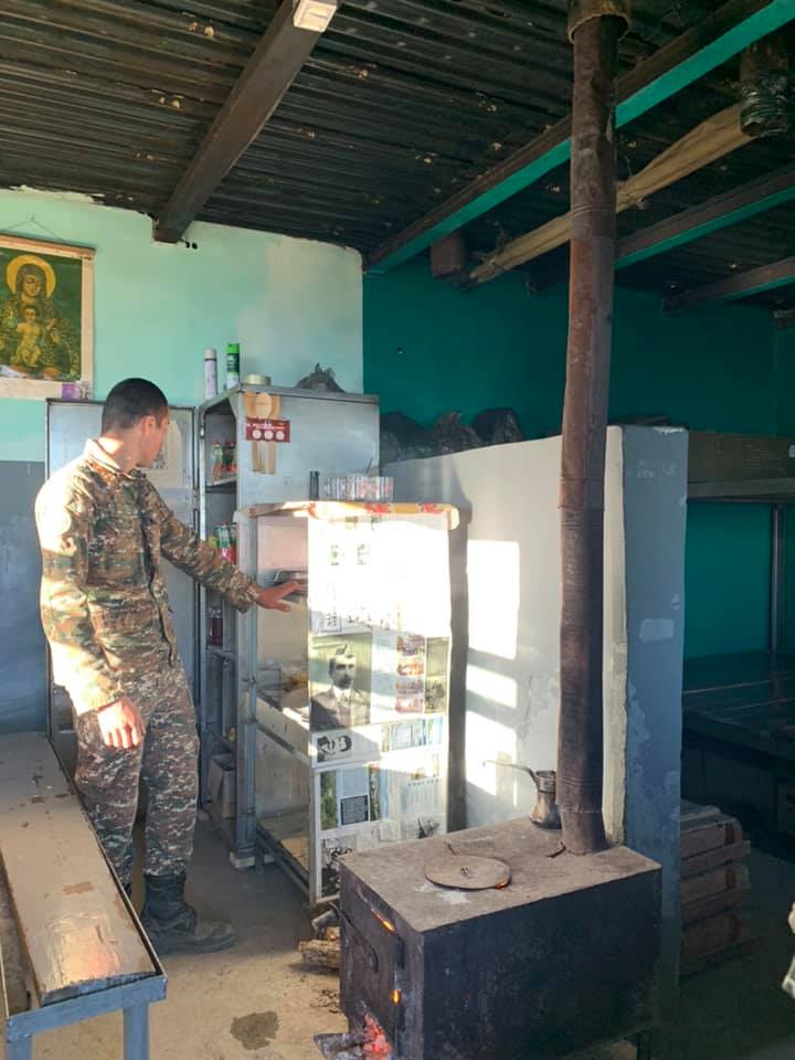 Տղաները պատրաստվում են հերթափոխի. Արծրուն Հովհաննիսյանը լուսանկարներ է հրապարակել