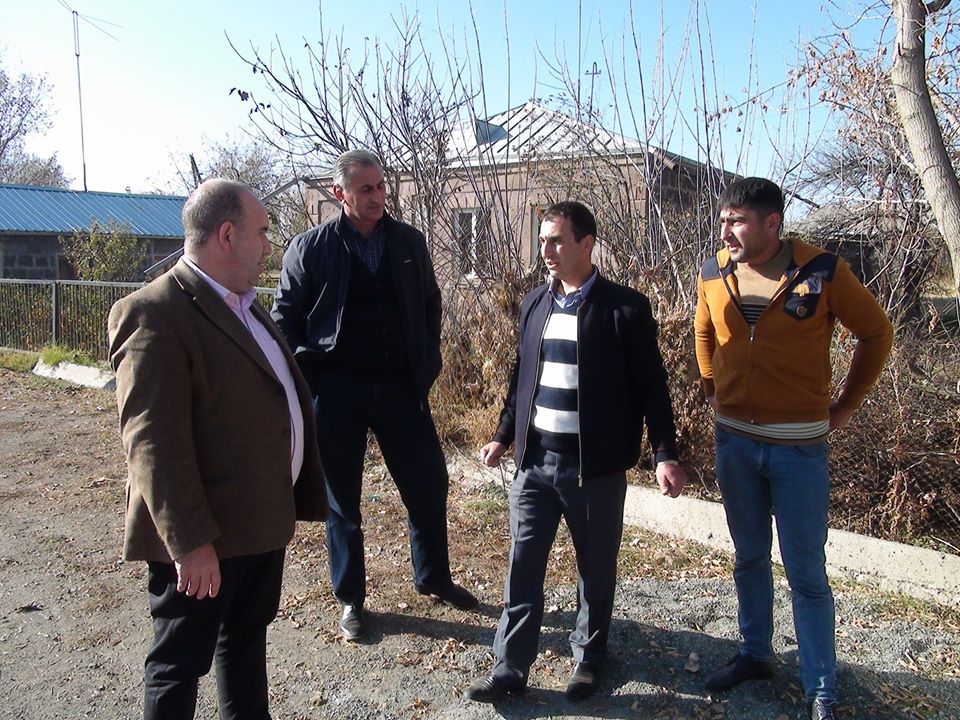 Սահմանային գոտուց մինչև Ախուրիկ համայնք. Շիրակի մարզպետը շրջայց է ունեցել