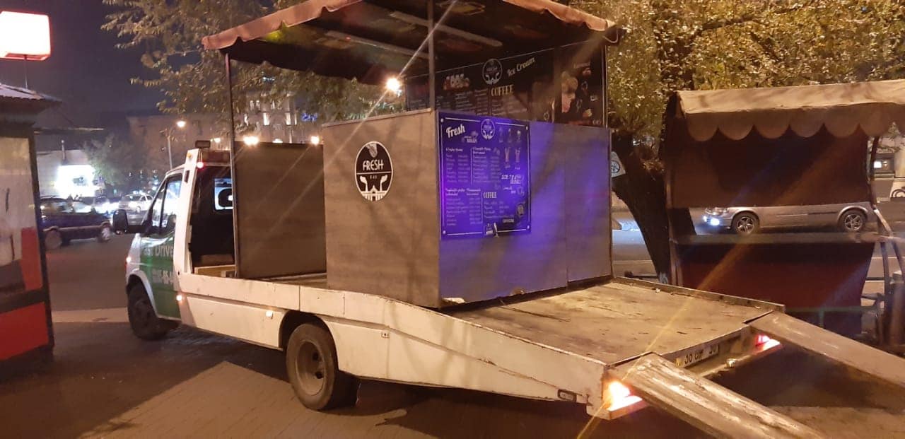 Կենտրոն վարչական շրջանում շարունակվում է ապօրինի տաղավարների ու կրպակների ապամոնտաժումը