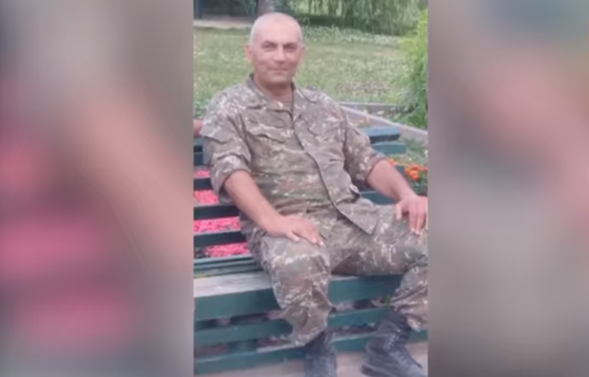 Փոխգնդապետ Արա Մխիթարյանը կոմայից դուրս է եկել