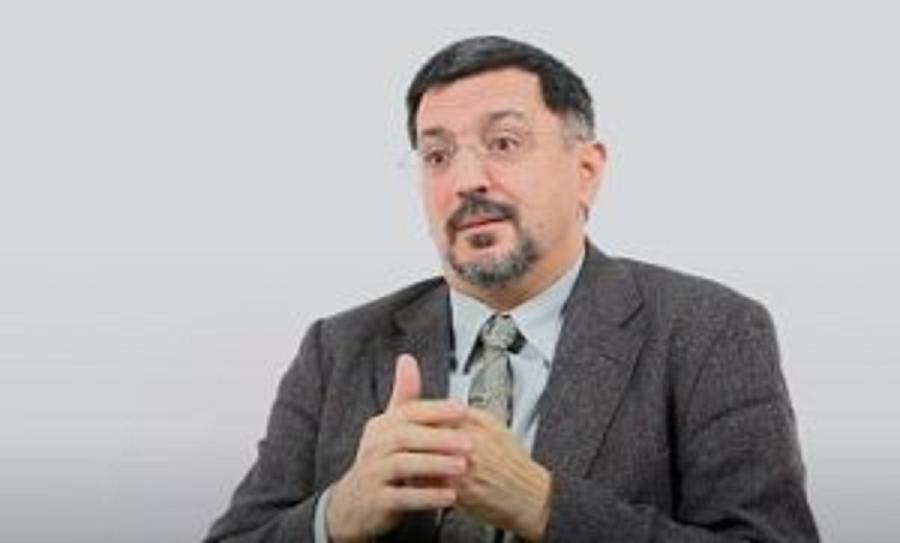 Ադրբեջանցի բանասերը ներողություն է խնդրել ռուսերենը «կոյուղային» անվանելու համար