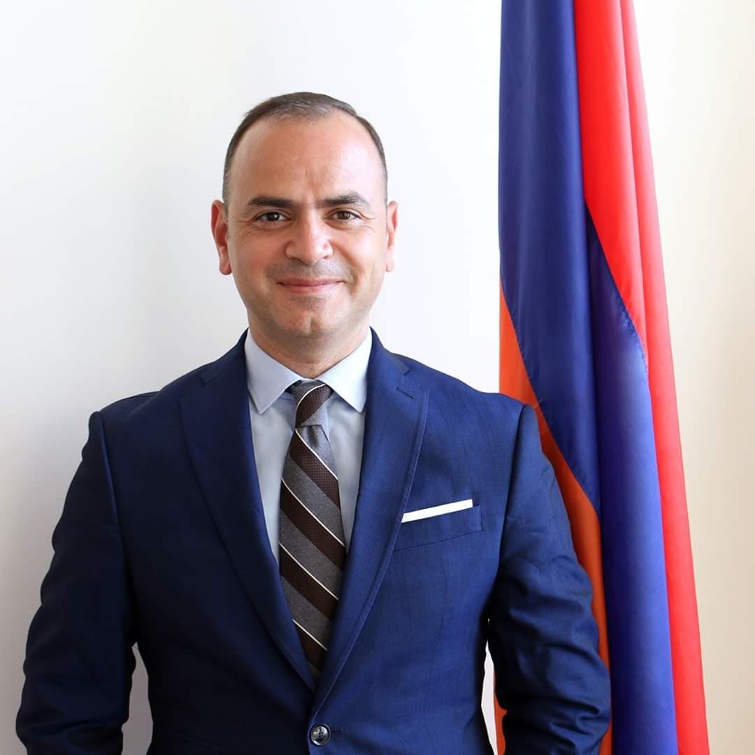 Զարեհ Սինանյանն աշխատանքային այցով մեկնել է Ուկրաինա