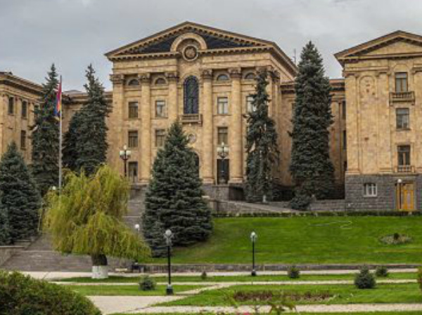 ԱԺ-ն շարունակում է աշխատանքը