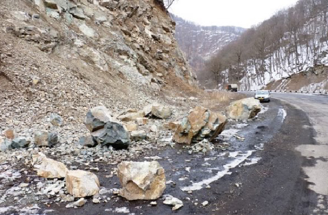 Գորիս-Տաթև ավտոճանապարհին տեղի է ունեցել քարաթափում