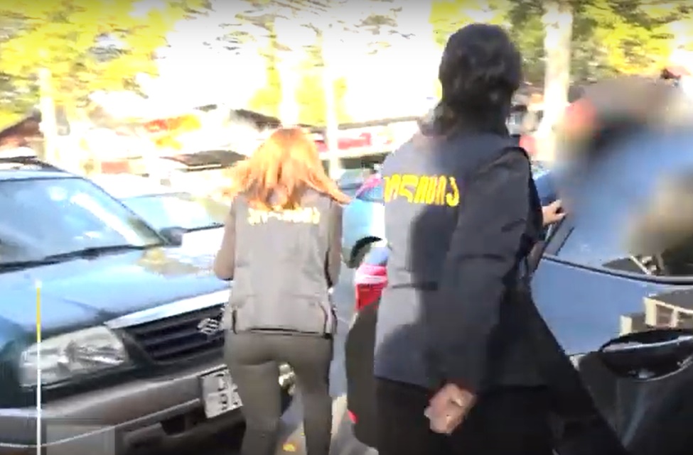 Թբիլիսիում մայրը ձերբակալվել է անչափահաս երեխաներին շահագործելու համար