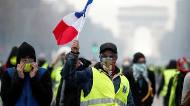 Ֆրանսիական քաղաքներում վերսկսվել են «դեղին բաճկոնների» բողոքի ակցիաները