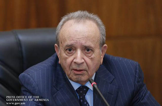 Հանրային խորհրդի նախագահի պաշտոնում Վազգեն Մանուկյանին ժամանակավորապես կփոխարինի Յուրի Ջավադյանը
