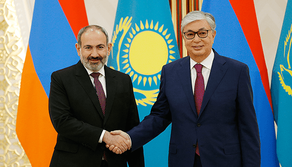 Ղազախստանն իր արտաքին քաղաքական ռազմավարությունում Հայաստանը և Ադրբեջանը դիտարկում է նույն զամբյուղում