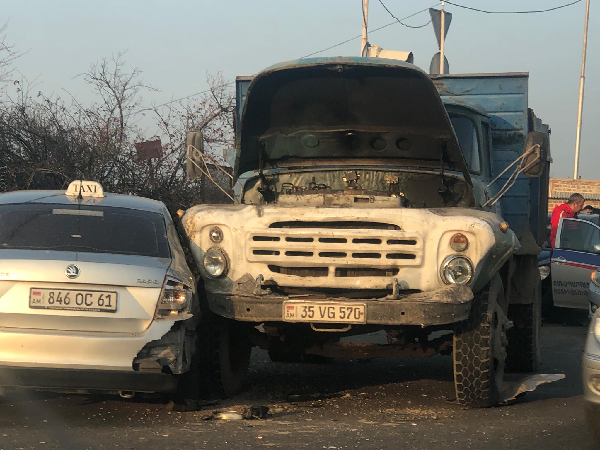 Բեռնատարի մասնակցությամբ վթար Թբիլիսյան խճուղում