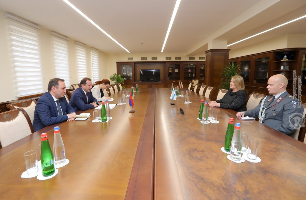 Երևանում քննարկվել են հայ-ֆիննական պաշտպանական համագործակցությունը