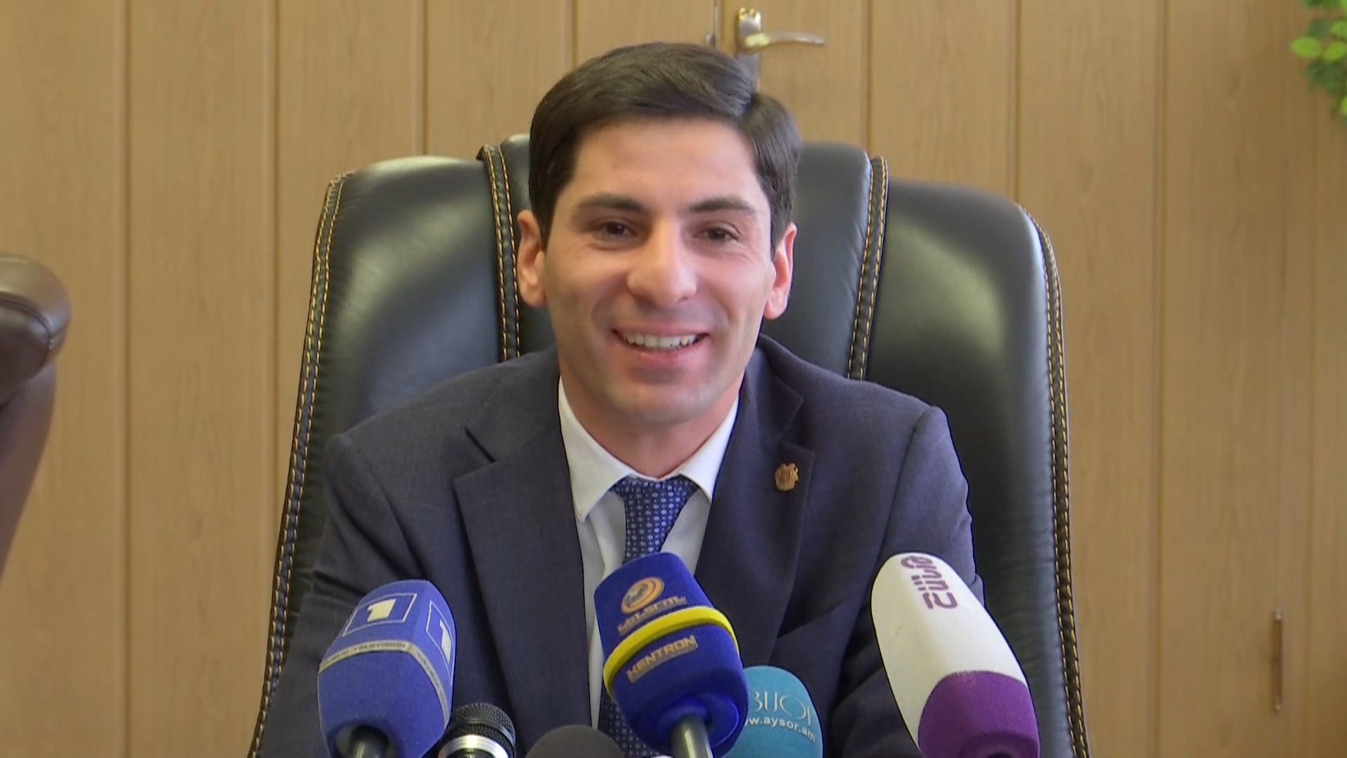 Արարատի մարզպետը ներկայացրեց մարզի ներդրումային ծրագրերը