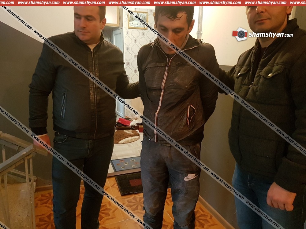 Երևանում ոստիկաններն ու քննիչները տունը թալանող գողերին վնասազերծել են հենց թալանվող տան մեջ. 2 ոստիկան տեղափոխվել է հիվանդանոց