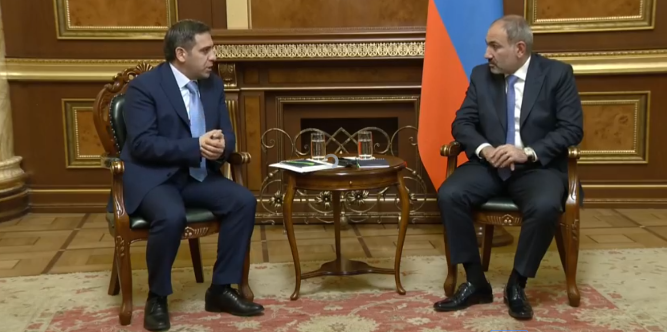 Վարչապետը Արմեն Մելիքբեկյանի հետ քննարկում է ֆուտբոլի զարգացման հեռանկարները