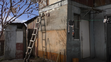 Աղետից 31 տարի անց. Գյումրիում անօթևանության խնդրի լուծումը սկսվելու է տնակների մաքրումից