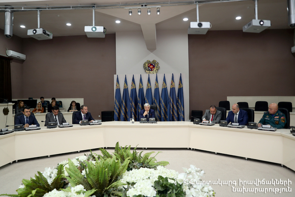 Ֆելիքս Ցոլակյանն ընդլայնված խորհրդակցություն է հրավիրել