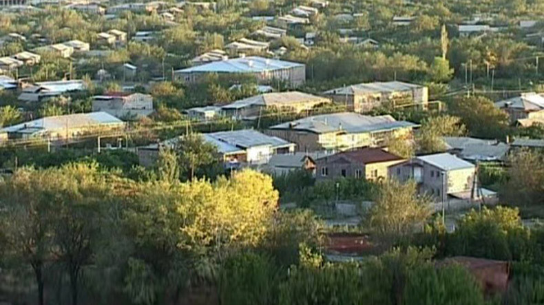 Ռանչպար գյուղի ջրանցքում ջուրը կասկածելի գույն է ստացել. ահազանգ