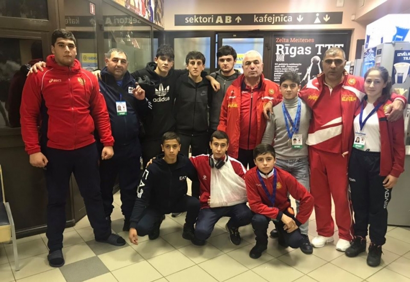 Պատանի սամբիստները 2 մեդալ են նվաճել ԵԱ-ում
