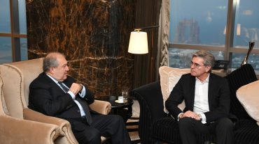 Արմեն Սարգսյանն Աբու Դաբիում հանդիպել է «Սիմենս» ընկերության ղեկավարի հետ