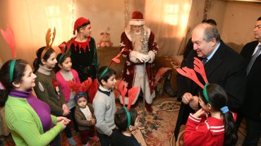 Վստահ եղեք, որ ձեր նկատմամբ ուշադրությունը կբարձրանա. նախագահը Ակնաշենում հյուրընկալվել է բազմազավակ ընտանիքում