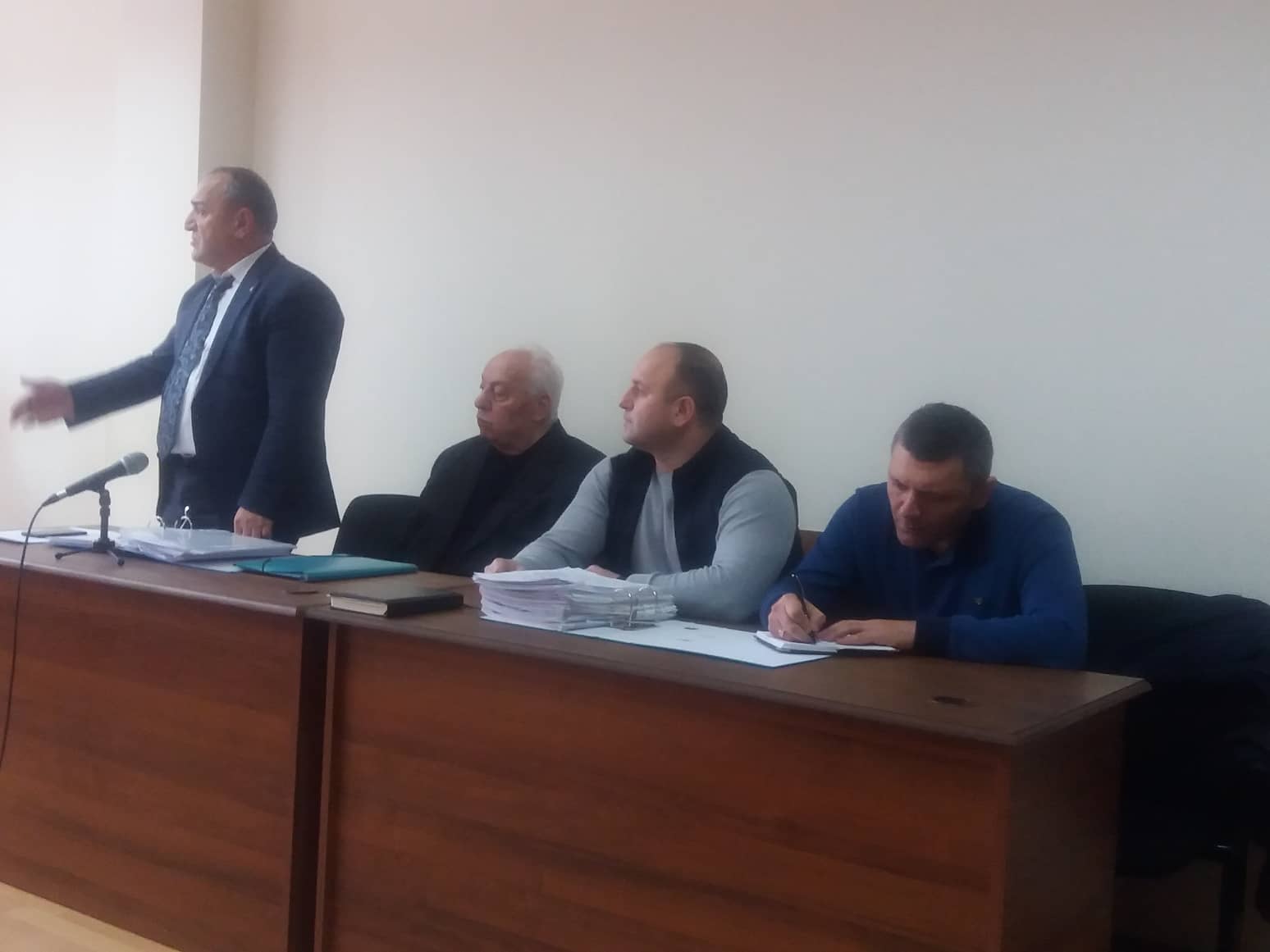 Դատարանը քննում է առողջապահության նախկին փոխնախարարի և ՀՀ վաստակավոր բժիշկի գործը
