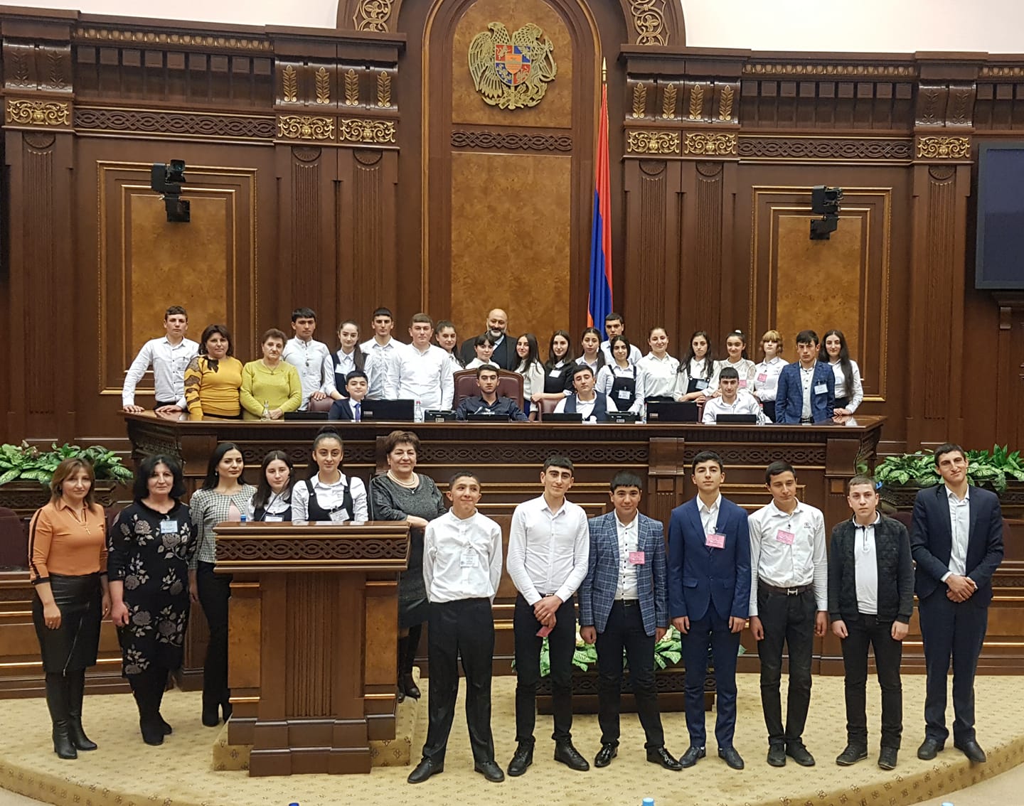 Կարմիրգյուղի պայծառներն էին եկել Ազգային ժողով. Վարազդատ Կարապետյան
