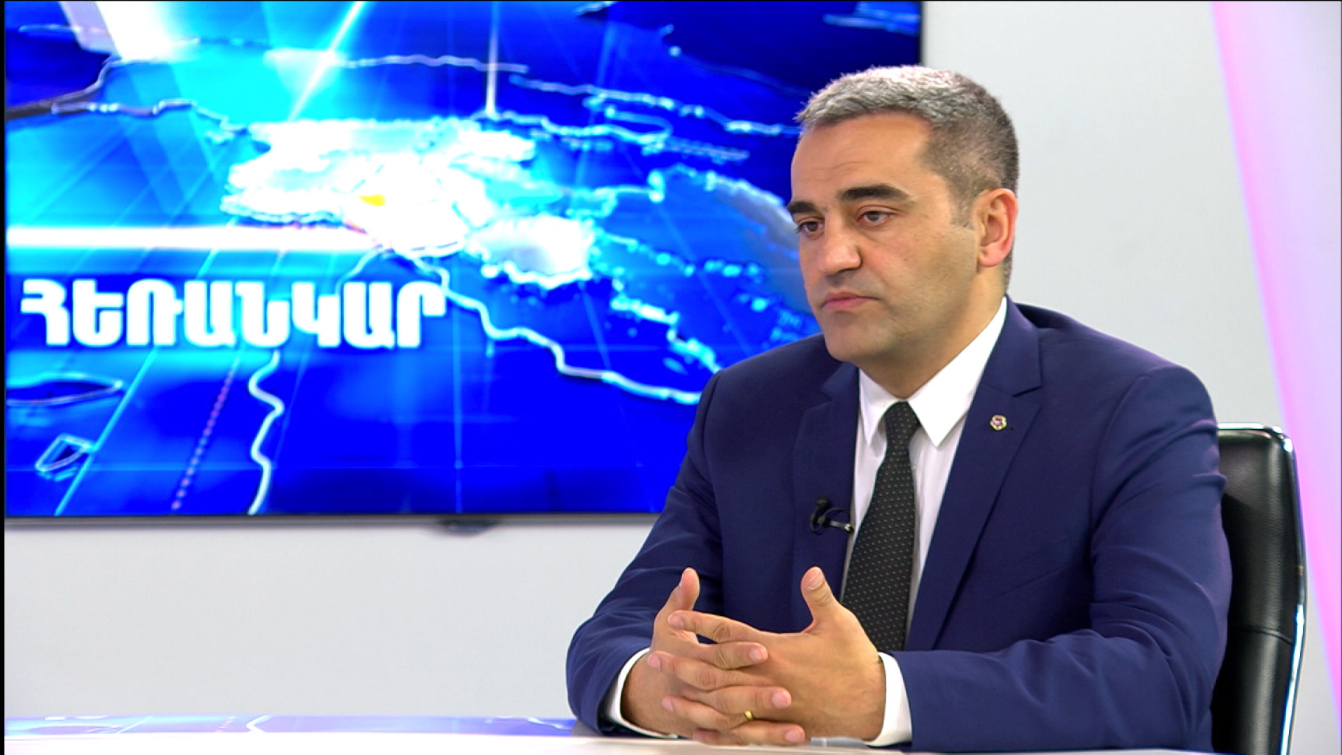 Սուրեն Մանուկյան