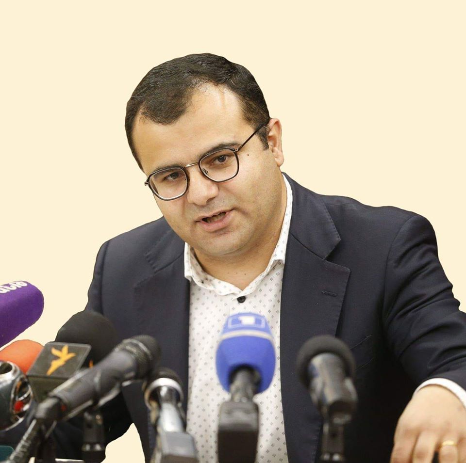 Մեր կոմպակտ ավտոբուսների կոնտեյներները Լարսի անցակետում են դեռ․ Հ․ Կարապետյան