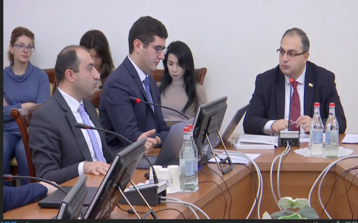 ՀՀ-ն բացառիկ երկրներից է, որ դեռ ունի պետական ծառայության 12 տեսակ. Ինչո՞ւ է անհրաժեշտ կրճատել դրանք