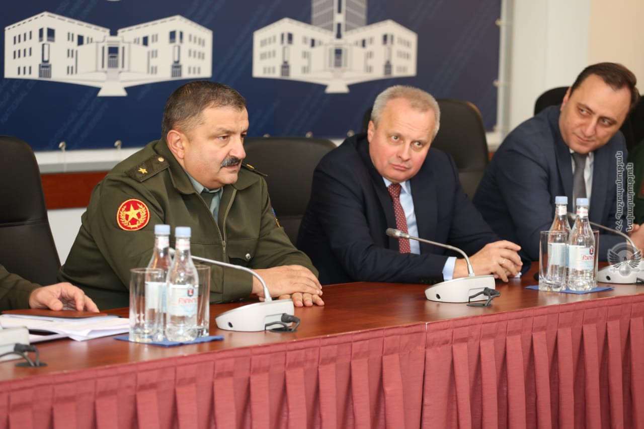 Դեսպան Կոպիրկինն այցելել է պաշտպանական ազգային հետազոտական համալսարան