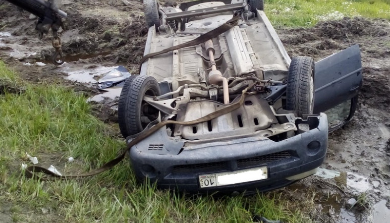 Լոռիում «ՎԱԶ-2107»-ը շրջվել է. ուղևորին անգիտակից վիճակում գտել են մեքենայի մոտ