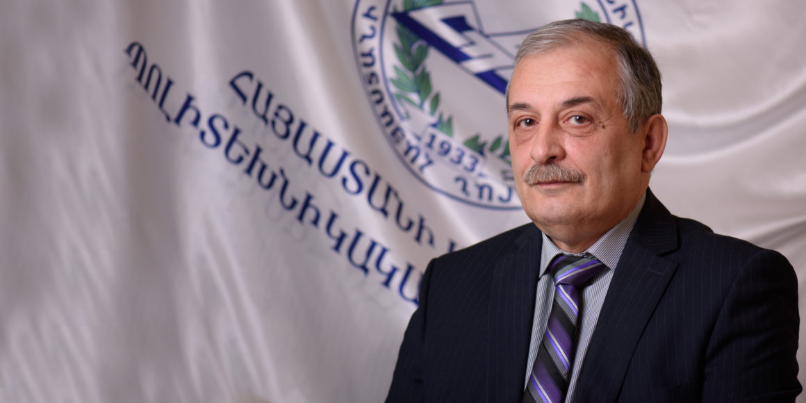 Մահացել է ՀԱՊՀ ուսումնամեթոդական վարչության պետ-պրոռեկտոր Կարեն Արզումանյանը
