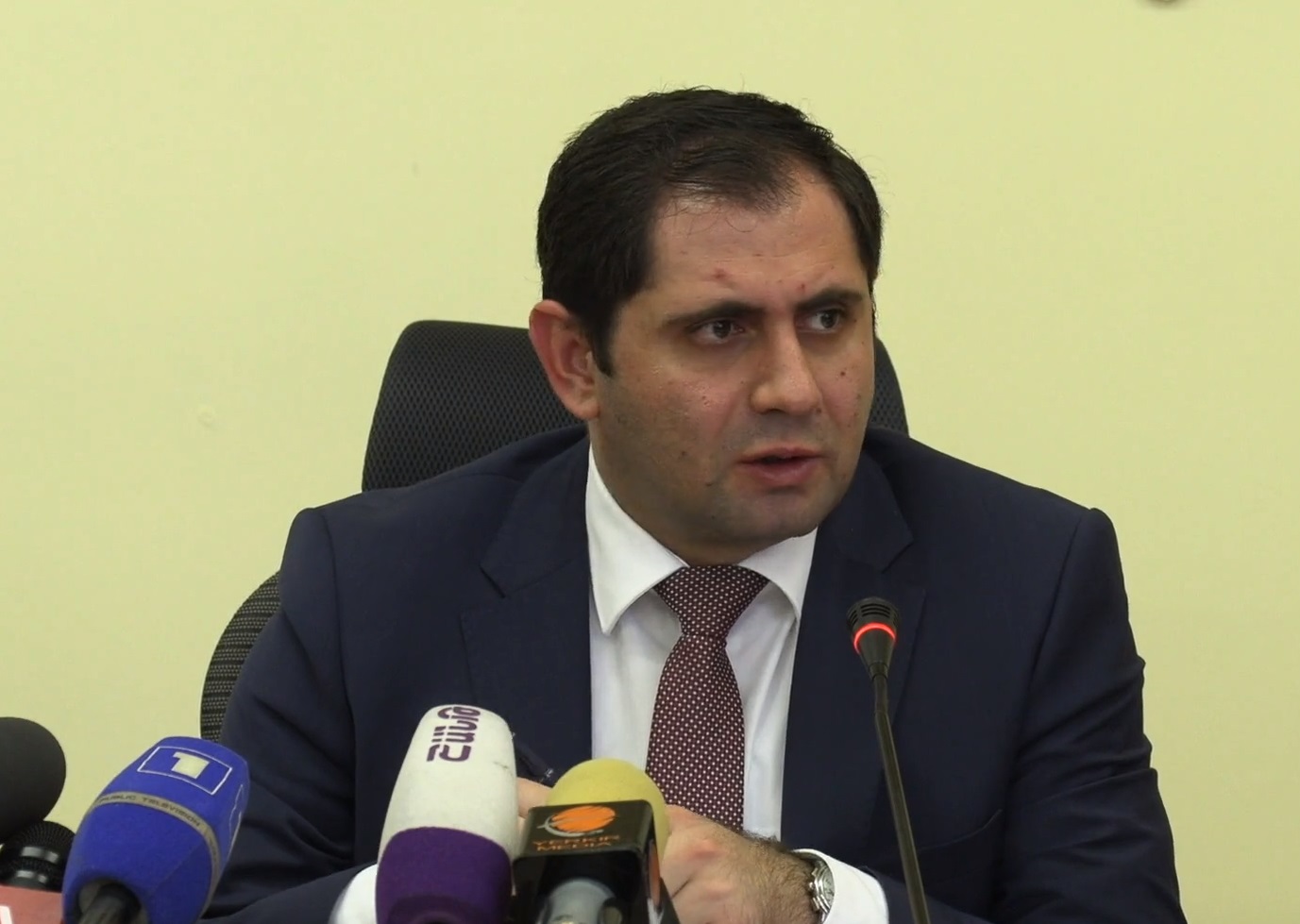 Կառավարությունը մտադիր է միասնական տրանսպորտային ցանց ներդնել. Պապիկյան
