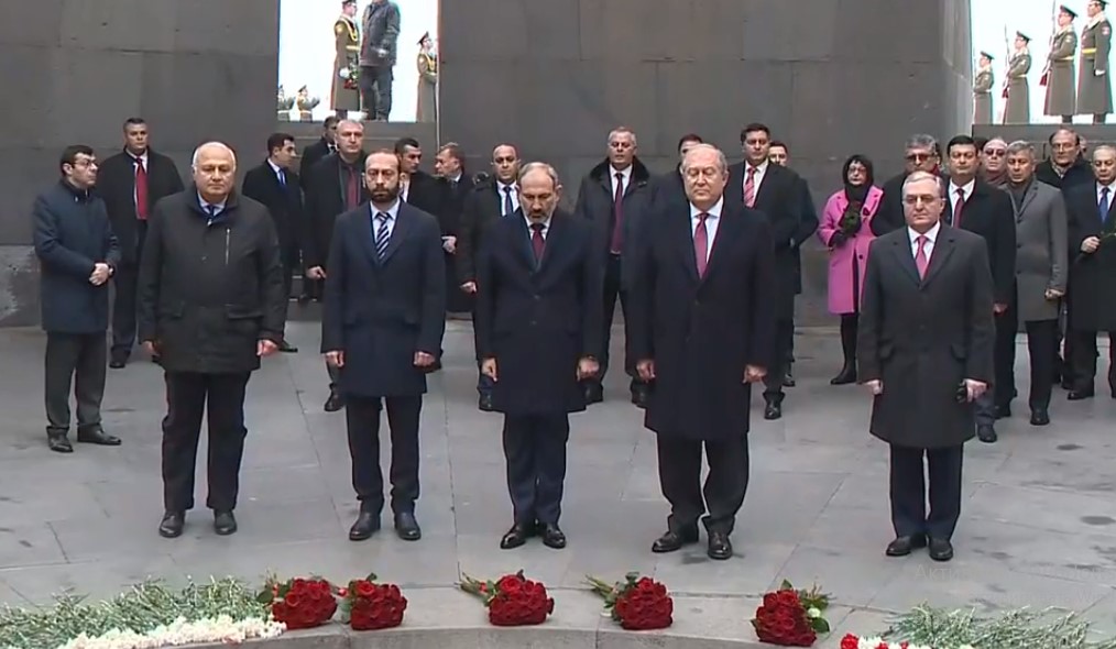ՀՀ բարձրաստիճան այրերը Ծիծեռնակարբերդի հուշահամալիրում են