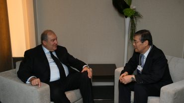 Նախագահ Սարգսյանը Դավոսում հանդիպել է Mitsubishi Heavy Industries ընկերության խորհրդի նախագահի հետ