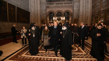 Արմեն​ Սարգսյանը​ և​ տիկին Սարգսյանն այցելել​ են​ ​ Սուրբ​ Հարության​ տաճար