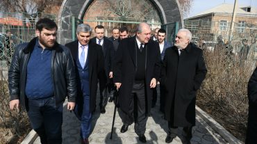 Նախագահ Արմեն Սարգսյանն այցելել է Վազգեն Սարգսյանի ընտանիքին