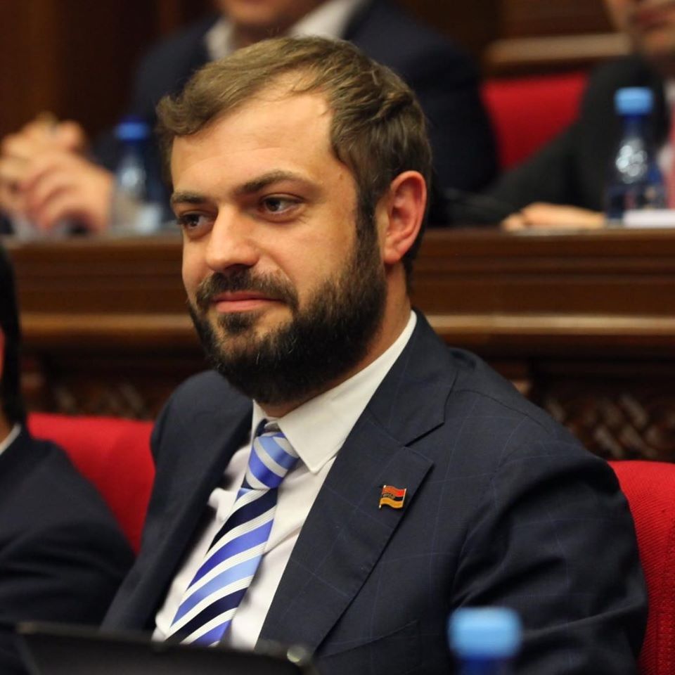 «Իմ քայլի» պատգամավորի մեքենայից գողություն է կատարվել