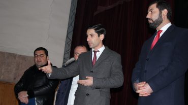 Հարցի ճիշտ լուծումը բոլորին հասանելի սպանդանոցներ ունենալն է. Արարատի մարզպետ
