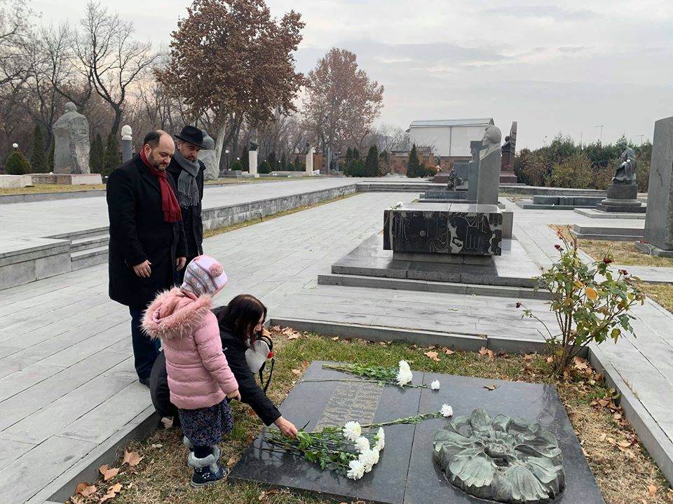 Այսօր Վահան Տերյանի մահվան 100-րդ տարելիցն է