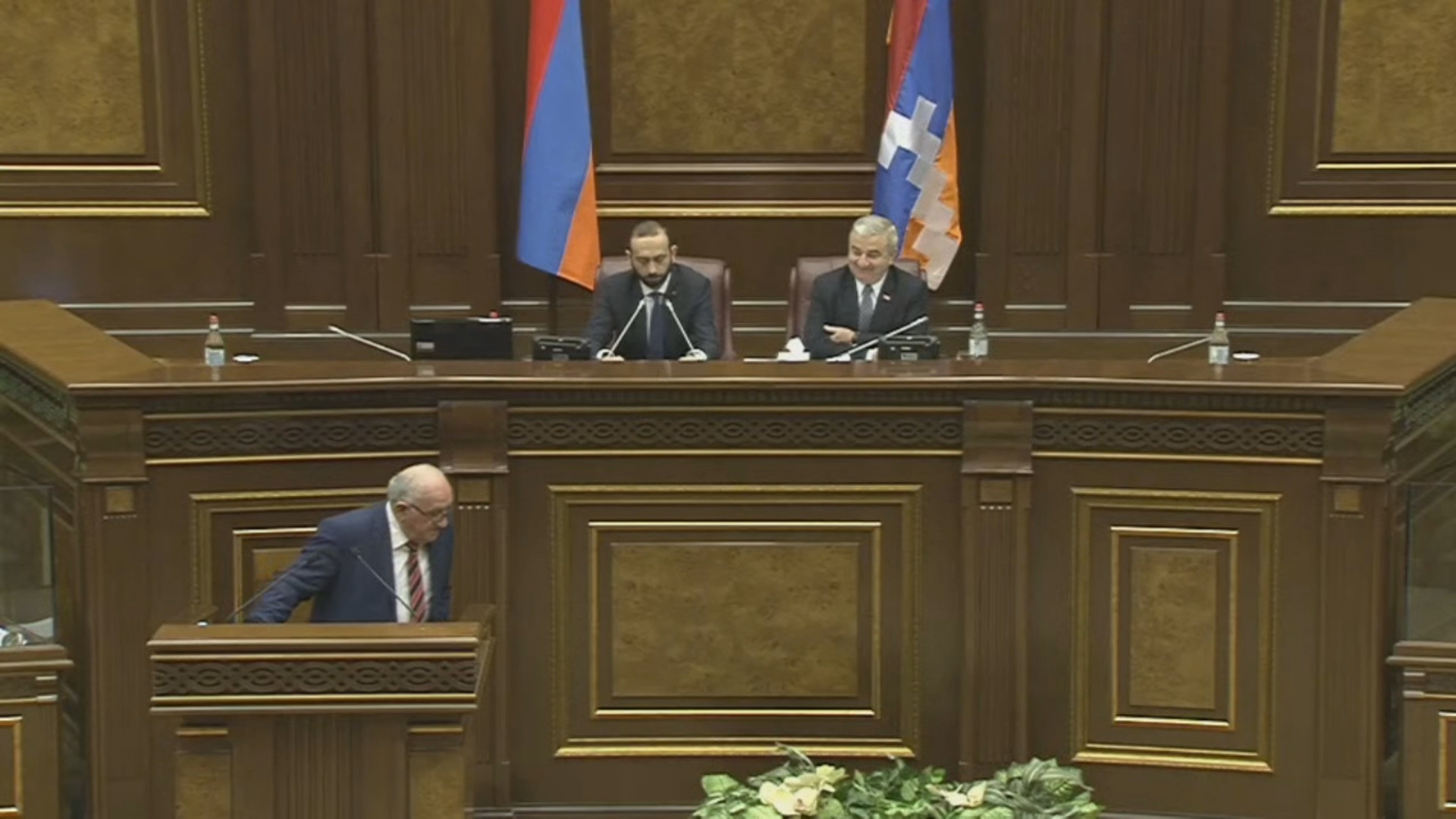 Բաքվում եղել են հայկական թաղամասեր, որոնք դիմադրություն են ցույց տվել. ՀՀ և ԱՀ պատգամավորները ելույթ են ունեցել