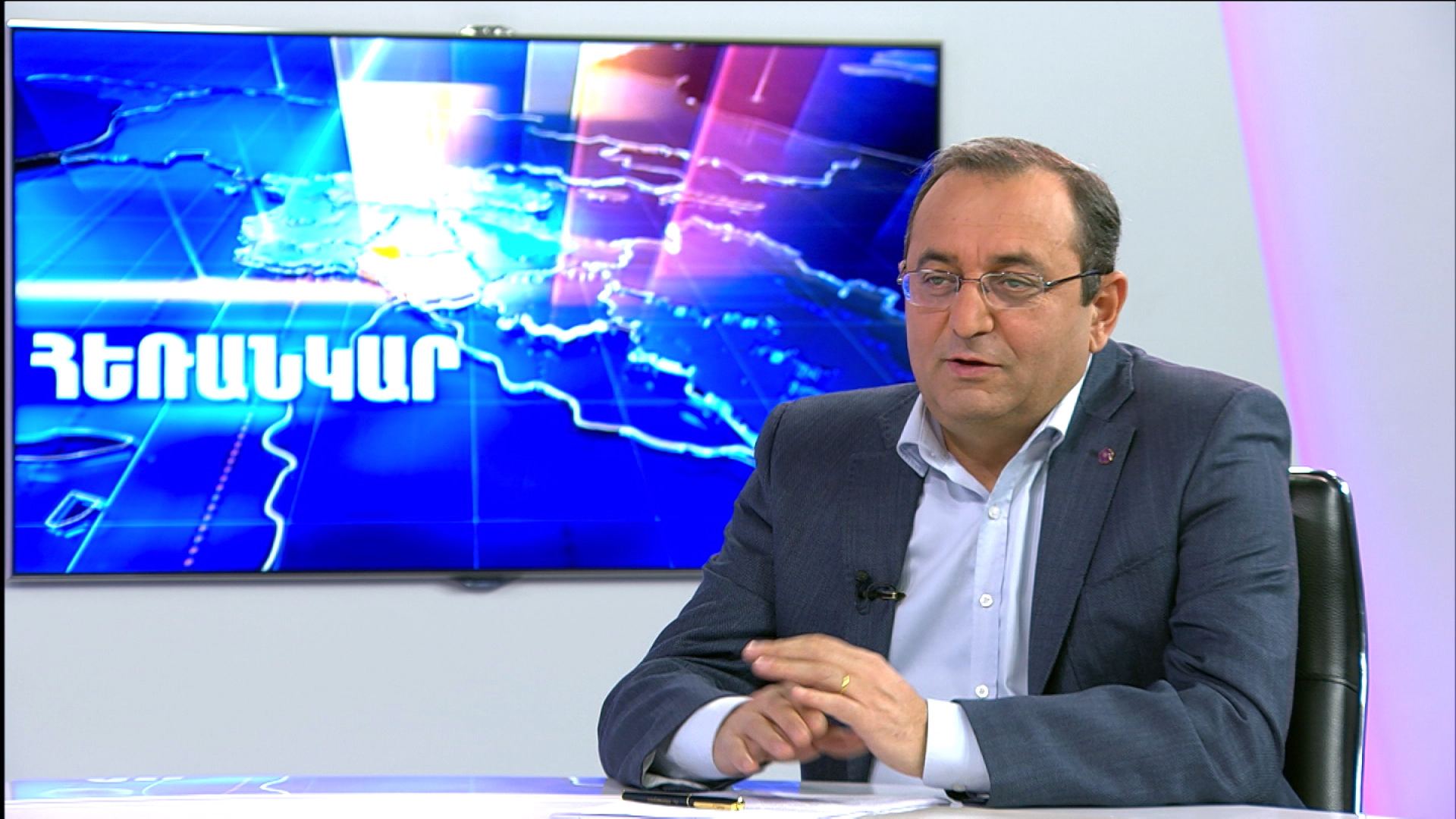 Արծվիկ Մինասյան