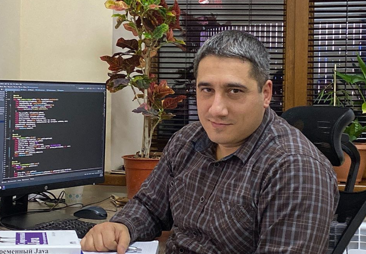 Պետությունը պետք է ճանապարհներին երկաթյա կարգուկանոն հաստատի. Էդգար Առաքելյան