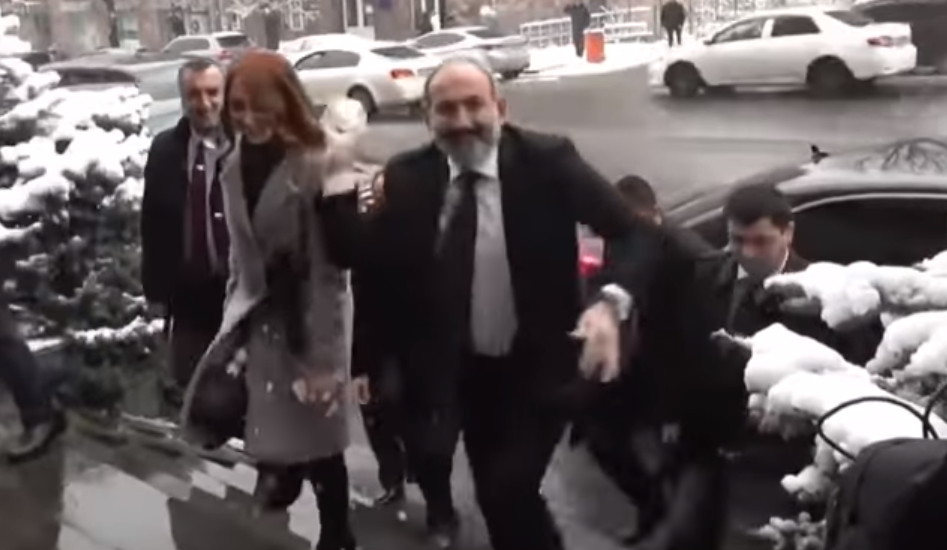 Էսօրվա ձյունը շնորհավորեցի. Փաշինյանը գրառում է կատարել