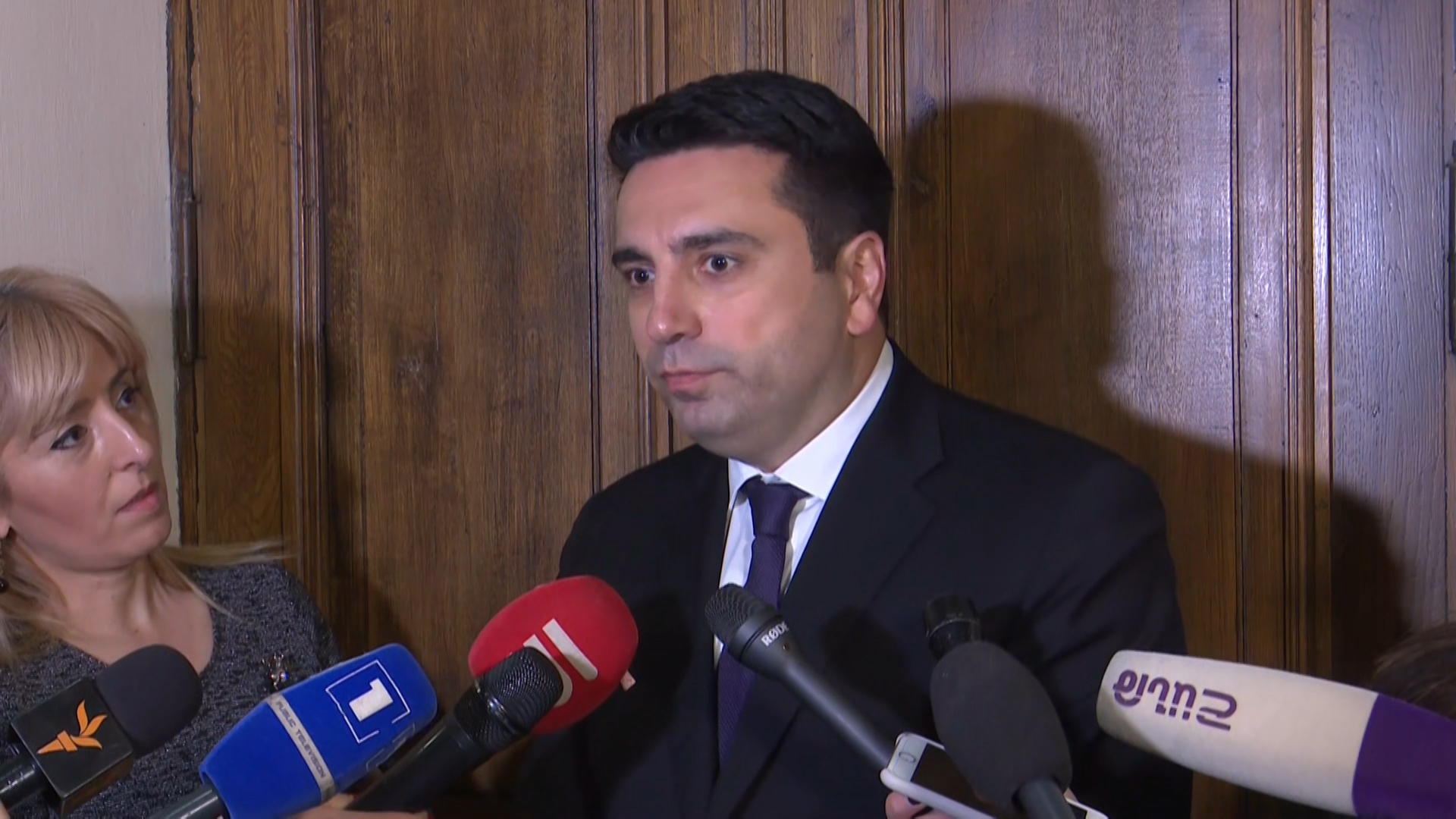 Ես պնդում եմ, որ խորհրդարանը Գևորգ Պետրոսյանի նման պատգամավորների տեղը չէ. Ալեն Սիմոնյան